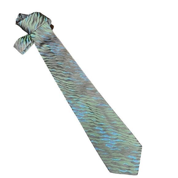 Black and blue ripple effect silk tie - Take 6 - Picture 4 of 7